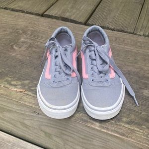 Vans- girls tennis shoes